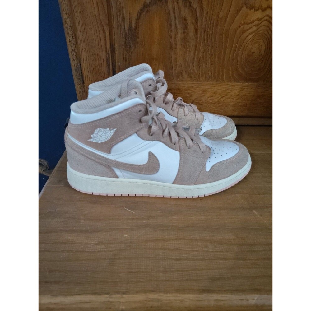 Nike Air Jordan 1 Mid SE White Legend Pink PS Size 7Y FN7432-161 Girls Sneakers